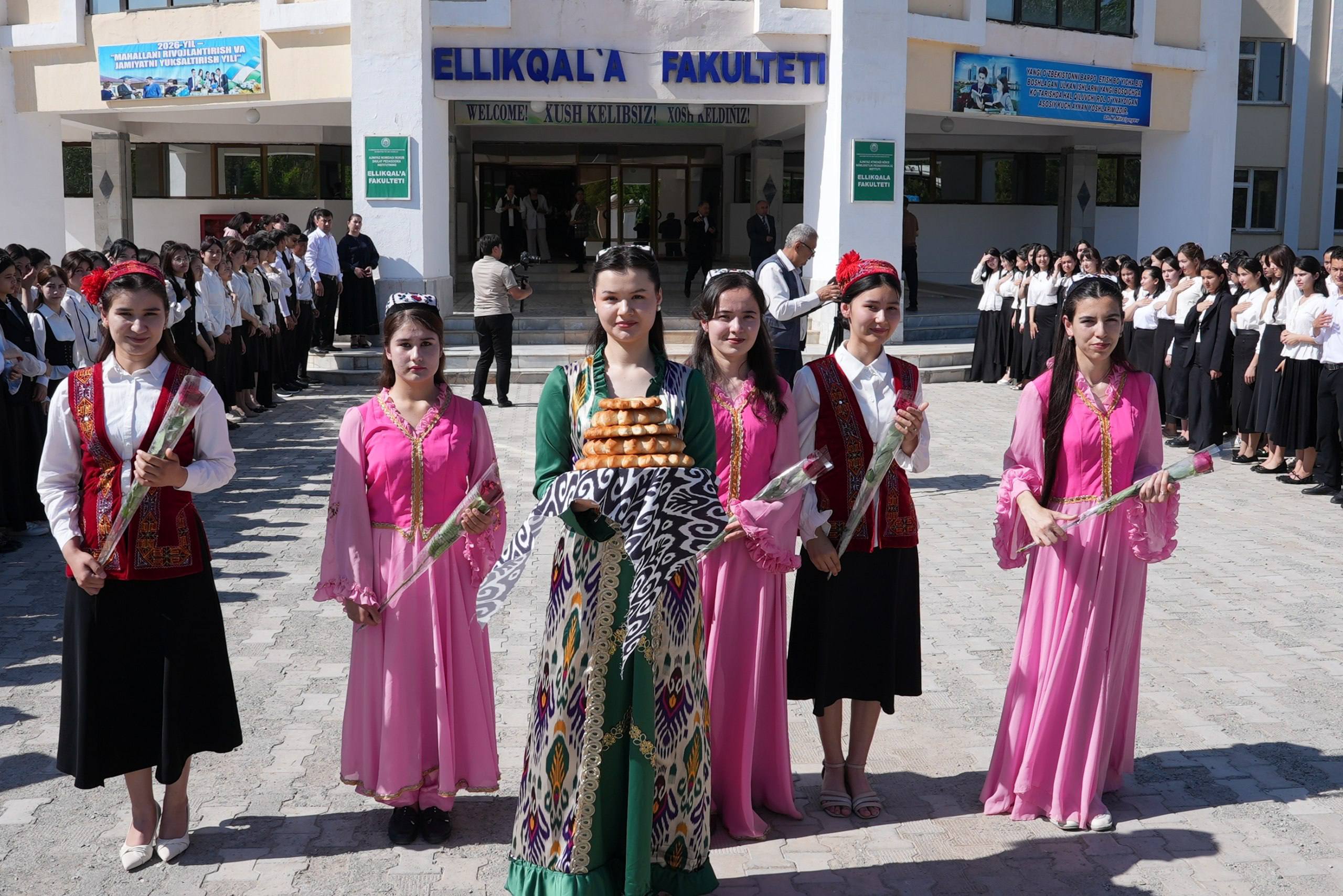 “Yosh vatandoshlar forumi” doirasida ma’naviyatga boy "Aqchako‘l ilhomlar" mushoirasi tashkil etildi.
